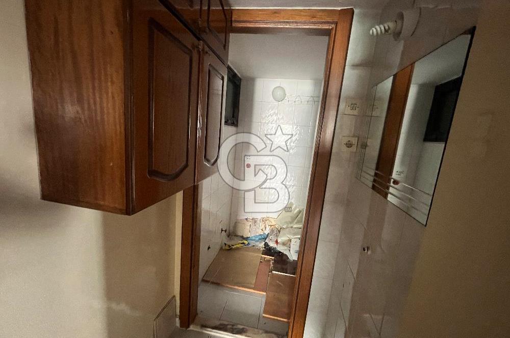 Karşıyaka Bahçelievler Mh. Kiralık Önü Açık Ferah 3+1 Daire