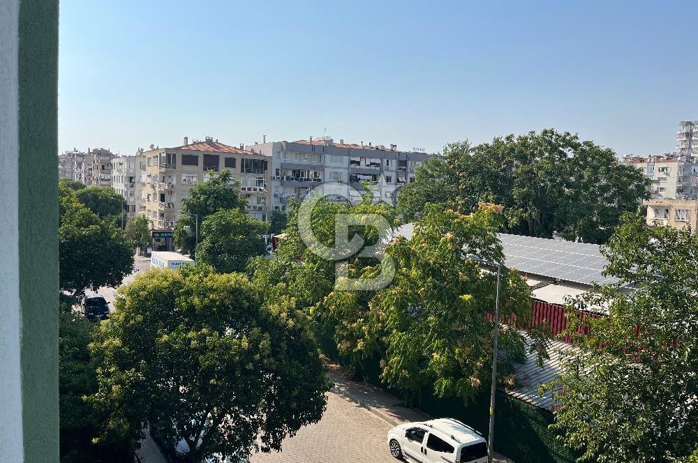 Karşıyaka Bahçelievler Mh. Kiralık Önü Açık Ferah 3+1 Daire