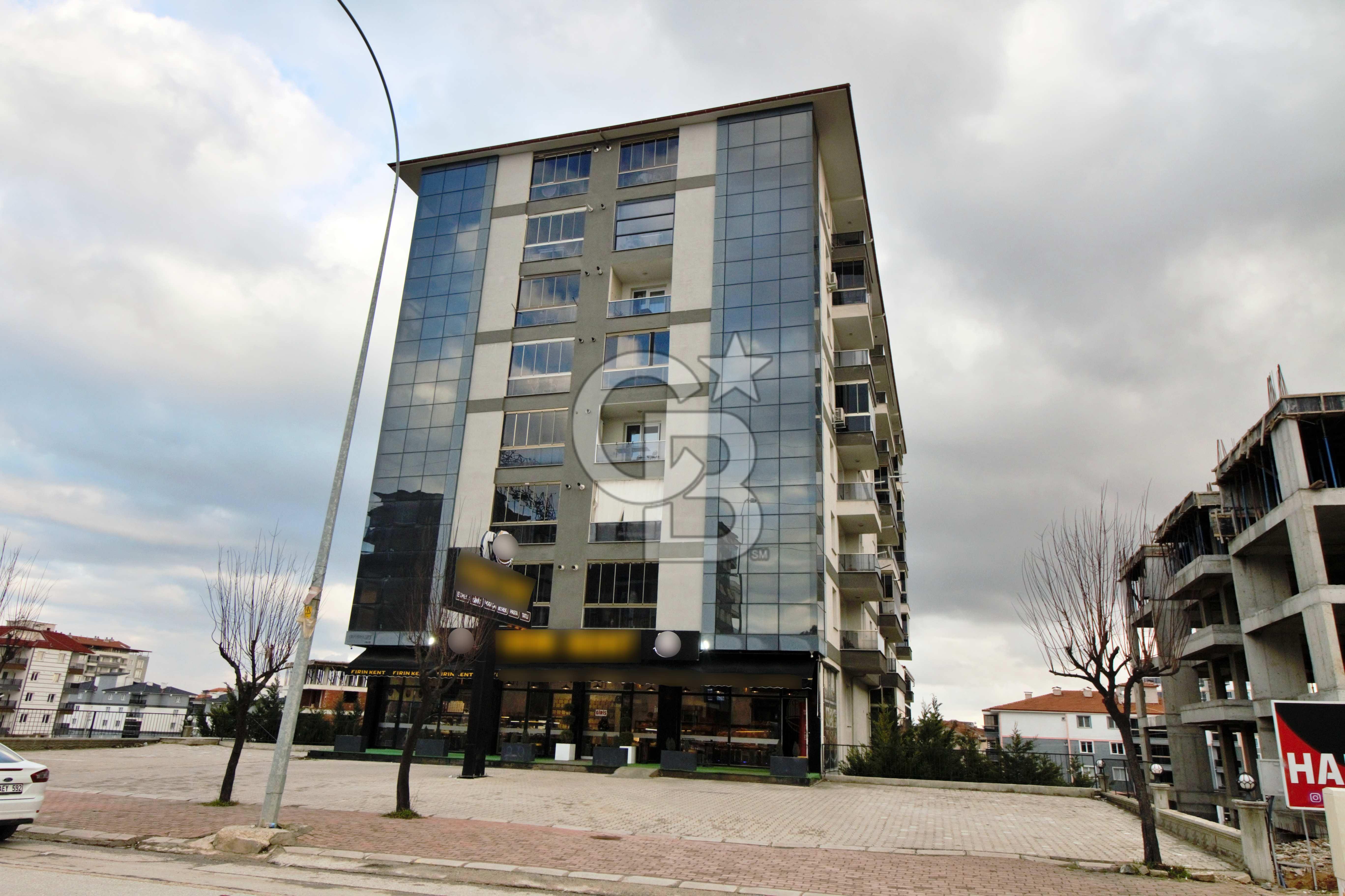 YAVUZ SULTAN SELM CADDESİN'DE SATILIK 3+1 YATIRIMA UYGUN DAİRE