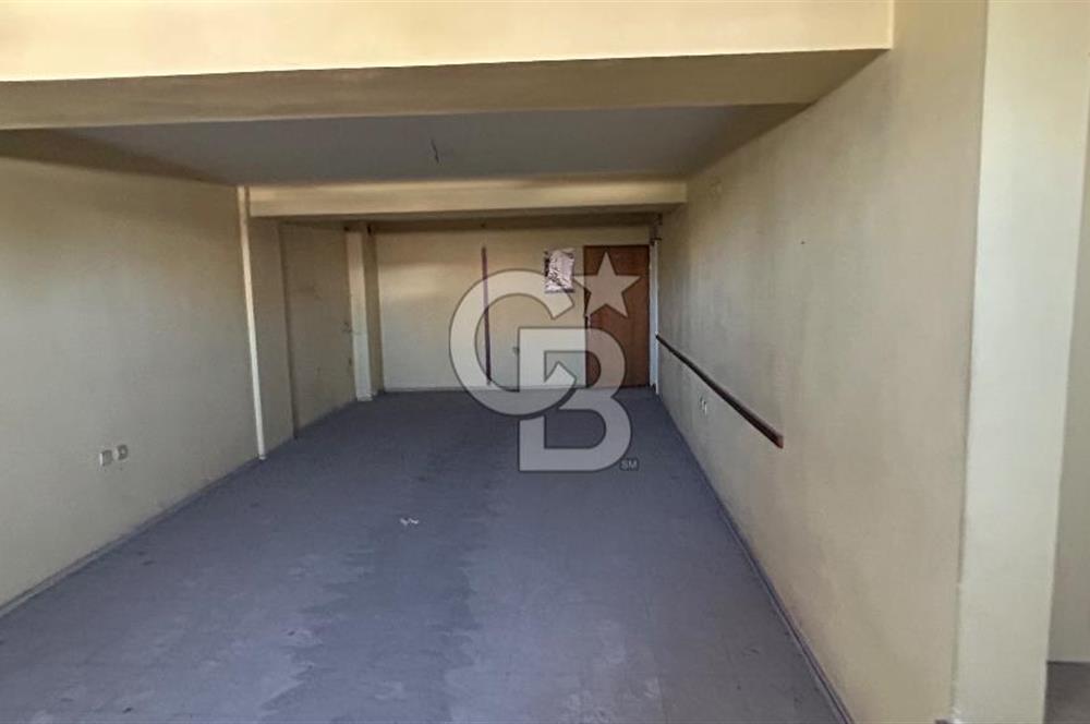 GAZİ BULVARINDA SATILIK 42 M²  OFİS 