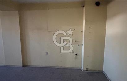 GAZİ BULVARINDA SATILIK 42 M²  OFİS 