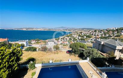DENİZ MANZARALI | ÖZEL HAVUZLU | 330 m² ARSA İÇERİSİNDE VİLLA