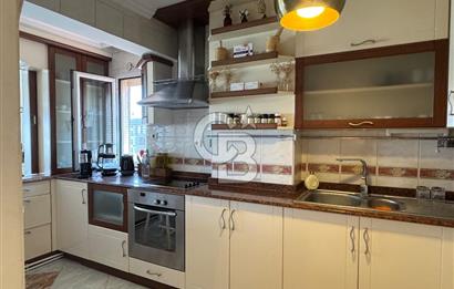 Bostanlı Sahile Yakın | 6.Kat Tek Daire | Net 145m2 | Deniz Manzaralı