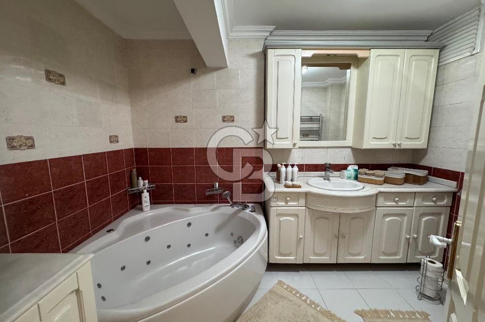 Bostanlı Sahile Yakın | 6.Kat Tek Daire | Net 145m2 | Deniz Manzaralı