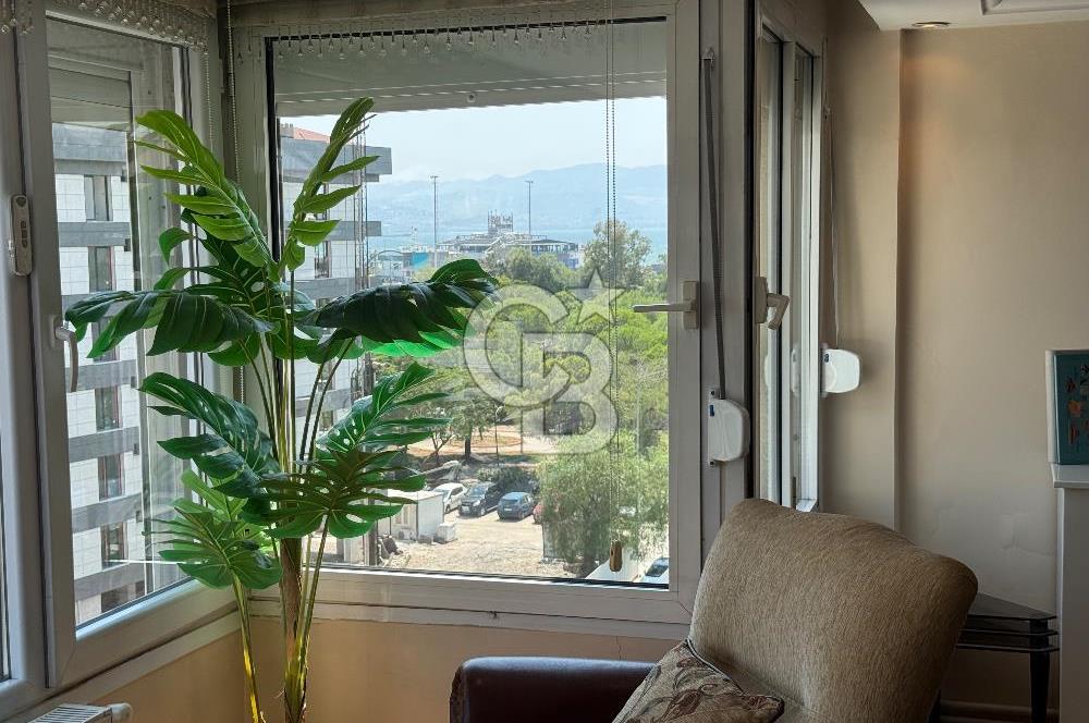 Bostanlı Sahile Yakın | 6.Kat Tek Daire | Net 145m2 | Deniz Manzaralı