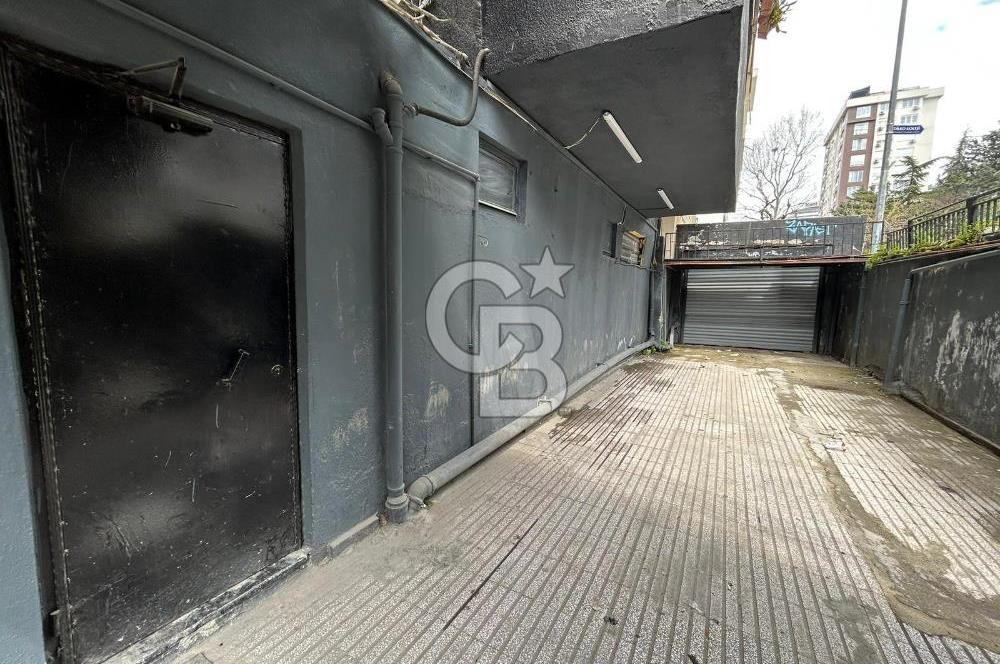 Kadıköy Ziverbey'de 200m² Tabela Değeri Yüksek Fırsat Dükkan