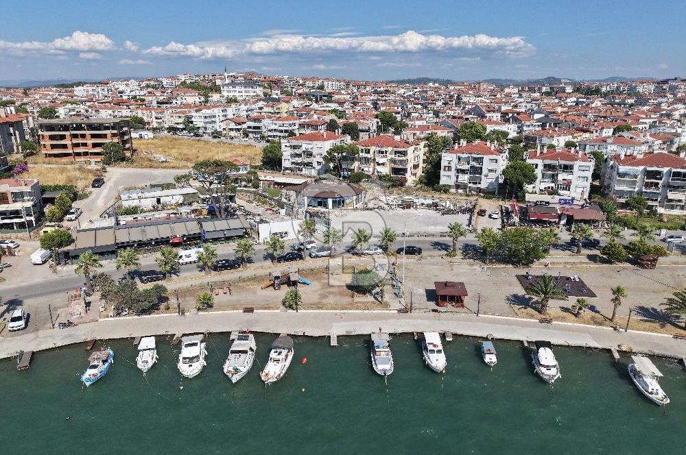Ayvalık Ali Çetinkaya'da Deniz Manzaralı Satılık 3+1 Daire