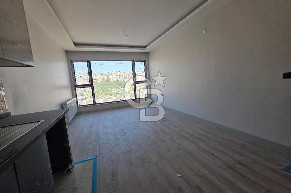 Panora Yakını Crystal Vadi Tower'da 2+1  Satılık Daire ( takasli)