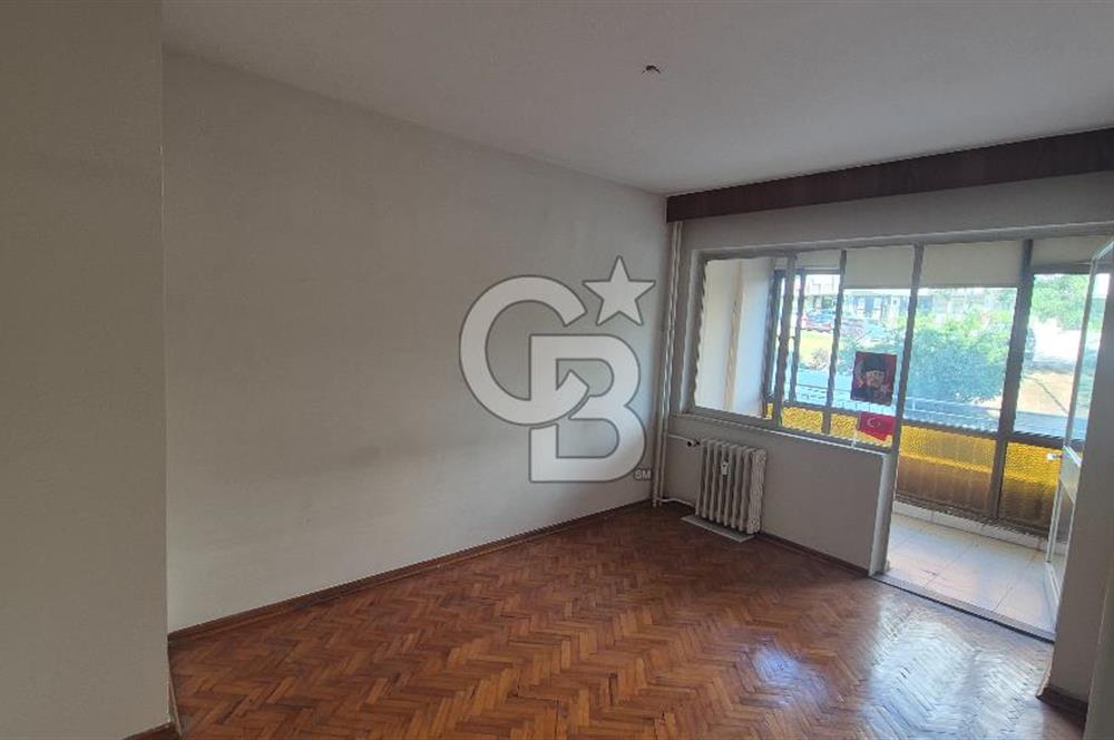 İnönü Caddesinde Göztepe Metro Yakını 3+1 Kiralık