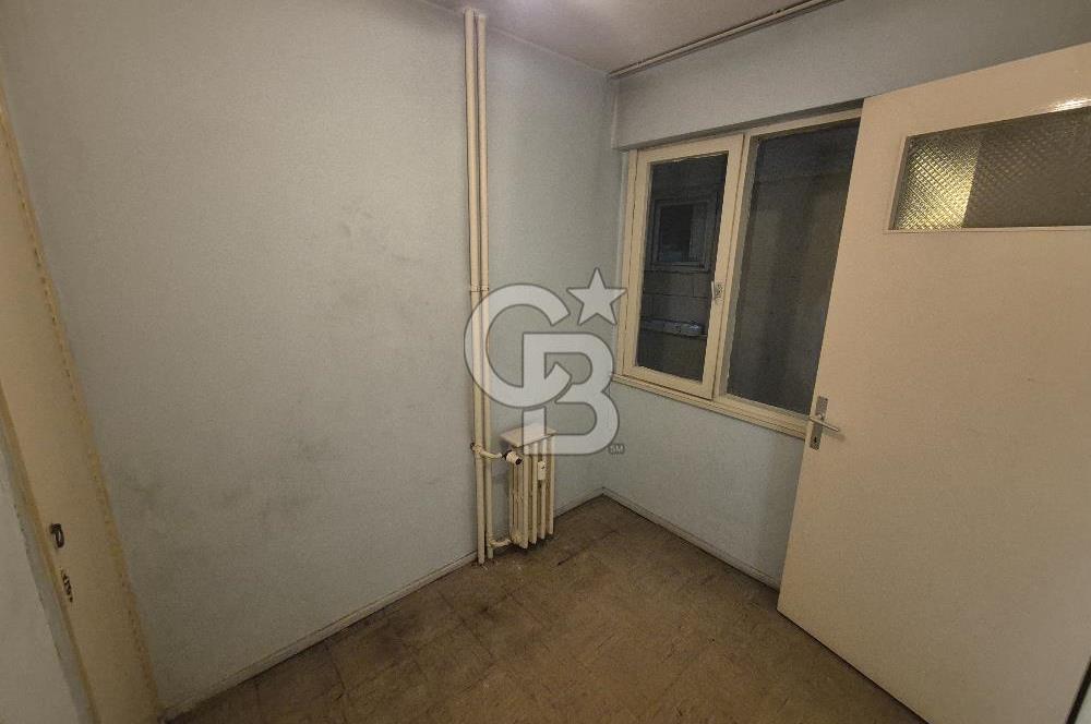 İnönü Caddesinde Göztepe Metro Yakını 3+1 Kiralık