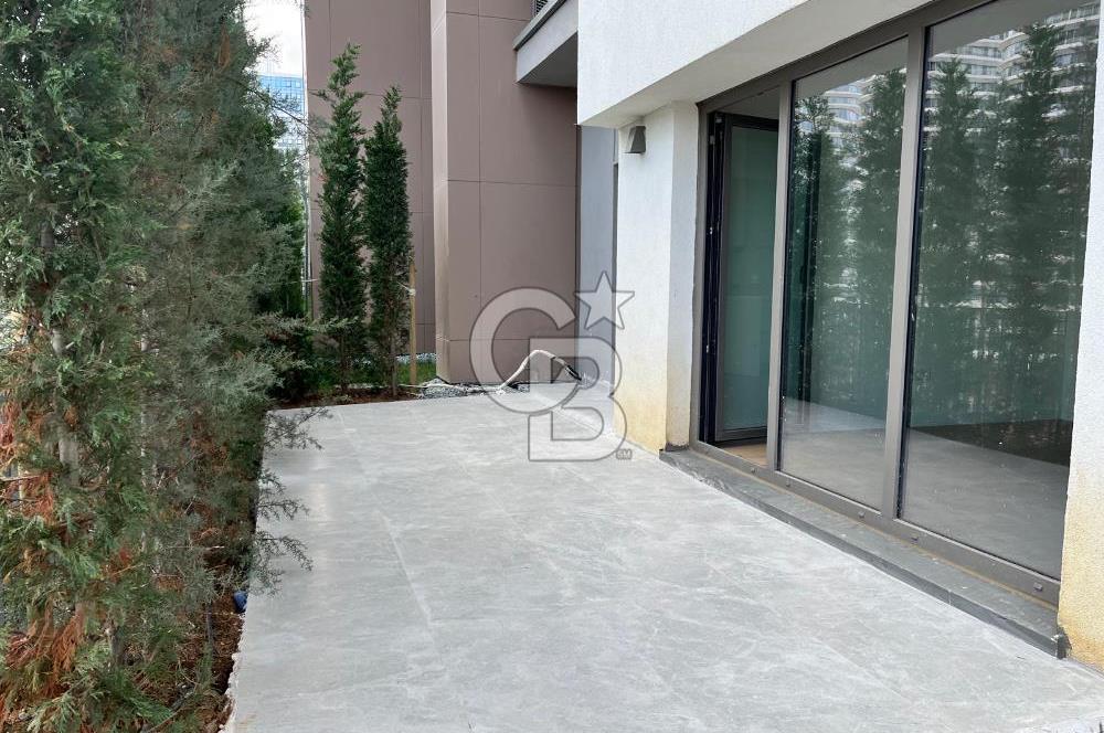 YENİ FİKİRTEPE'DE TERASLI ÇAMLICA MANZARALI 1+1 KİRALIK DAİRE