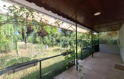 İÇİNDE RUHSATLI 56 M² EV OLAN 875 M² TARLA