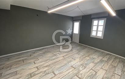 GAZİ BULVARINDA SATILIK 29 M² BALKONLU OFİS