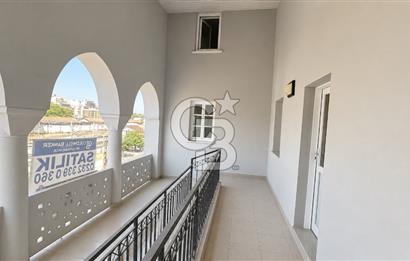 GAZİ BULVARINDA SATILIK 29 M² BALKONLU OFİS