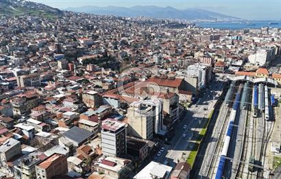 GAZİ BULVARINDA BALKONLU 32 M² SATILIK OFİS