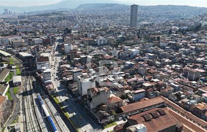 GAZİ BULVARINDA BALKONLU 32 M² SATILIK OFİS