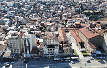 GAZİ BULVARINDA BALKONLU 32 M² SATILIK OFİS