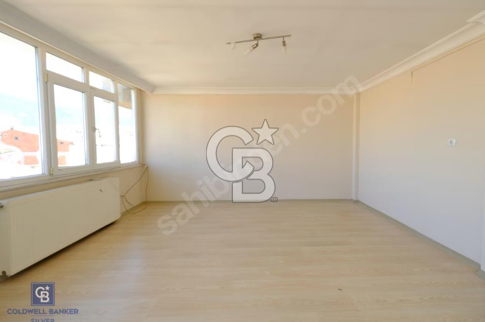 Dikkaldırımda Merkezi Konumlu 2+1 Kiralık Daire