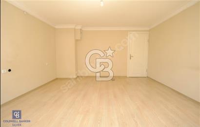 Dikkaldırımda Merkezi Konumlu 2+1 Kiralık Daire
