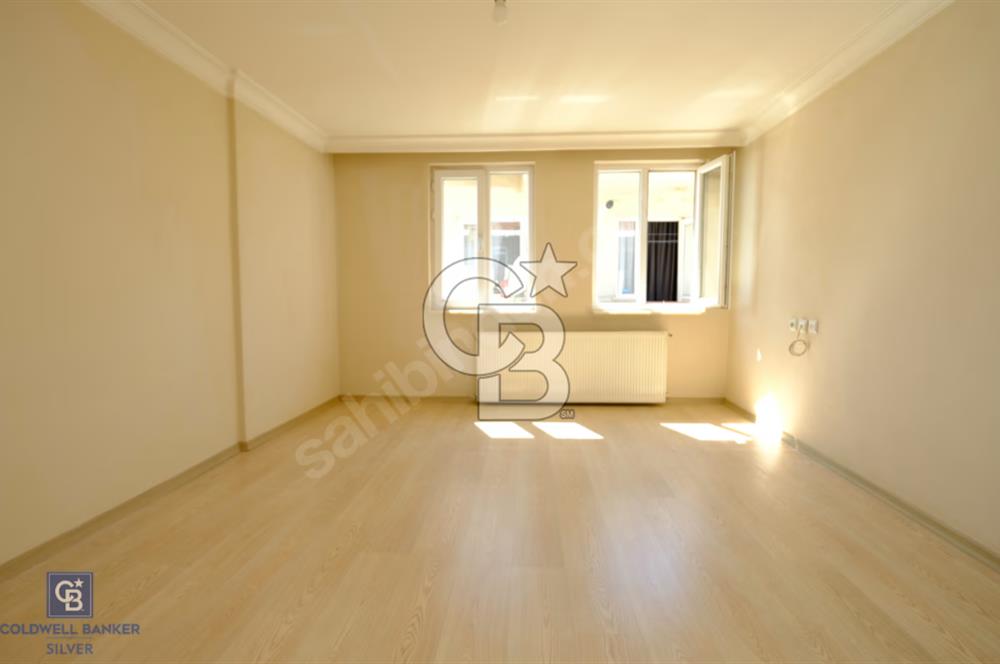 Dikkaldırımda Merkezi Konumlu 2+1 Kiralık Daire