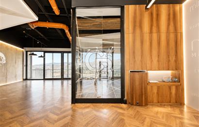 Eylem Keskin'den Ege Perla'da 119 m2 Kiralık Muhteşem Ofis