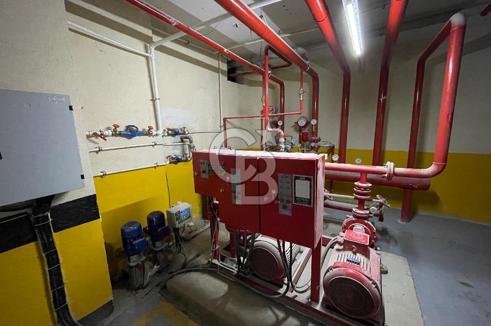 BEYLİKDÜZÜ GÜRPINARDA GENÇ BİNADA OTOPARKLI SATILIK 2+1