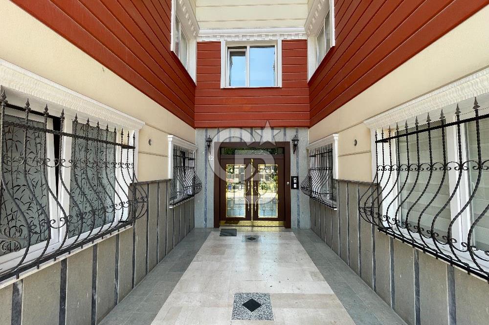 BEYLİKDÜZÜ GÜRPINARDA GENÇ BİNADA OTOPARKLI SATILIK 2+1