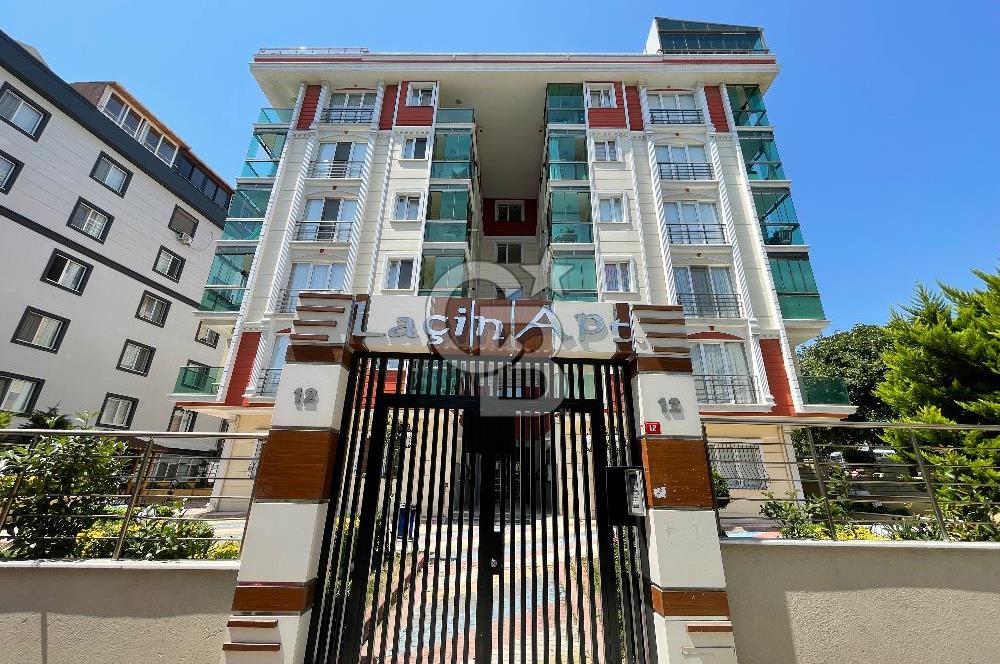 BEYLİKDÜZÜ GÜRPINARDA GENÇ BİNADA OTOPARKLI SATILIK 2+1