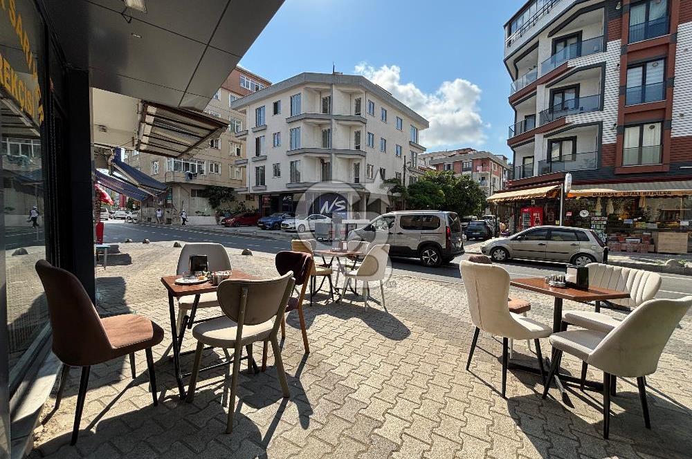 Sarıgazi Aşıkveysel Caddesi Metroya 2 Dk Devren Börekçi