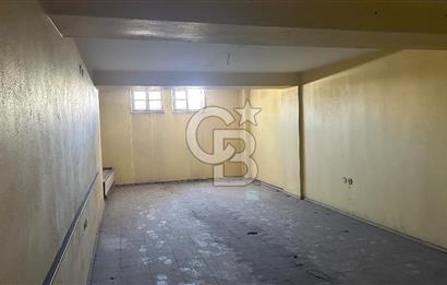 GAZİ BULVARINDA BALKONLU 20 M²  OFİS