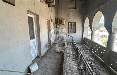 GAZİ BULVARINDA SATILIK 29 M² BALKONLU OFİS