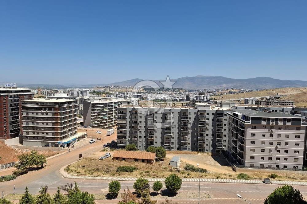MENEMEN GAZİ MAH. TOKİ EVLERİNDE CB İYA'DAN 1+1 SATILIK DAİRE