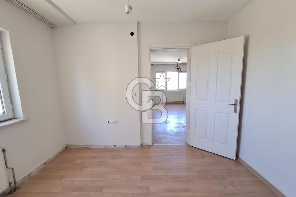 MENEMEN GAZİ MAH. TOKİ EVLERİNDE CB İYA'DAN 1+1 SATILIK DAİRE