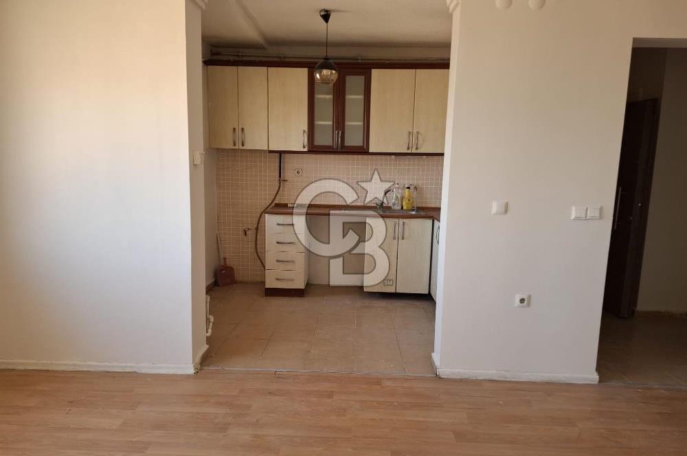 MENEMEN GAZİ MAH. TOKİ EVLERİNDE CB İYA'DAN 1+1 SATILIK DAİRE