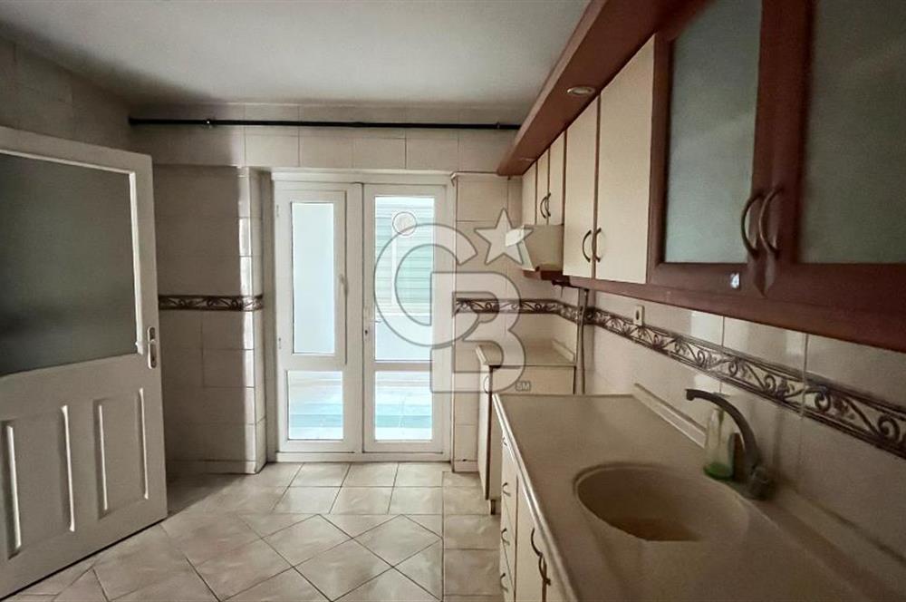 KARŞIYAKA GİRNE CADDESİNDE KİRALIK 3+1 DAİRE