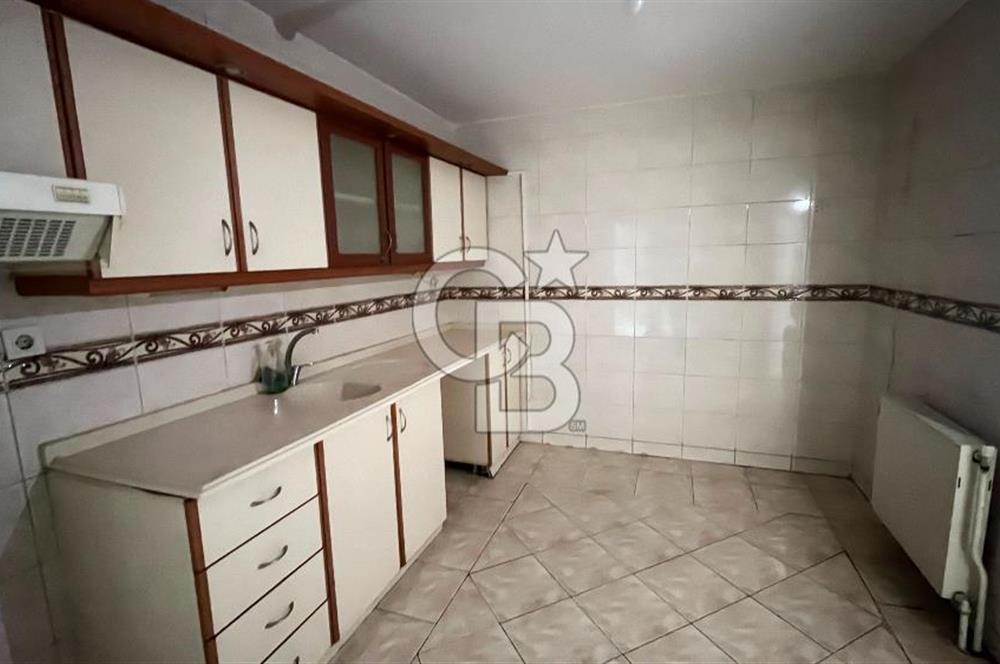 KARŞIYAKA GİRNE CADDESİNDE KİRALIK 3+1 DAİRE