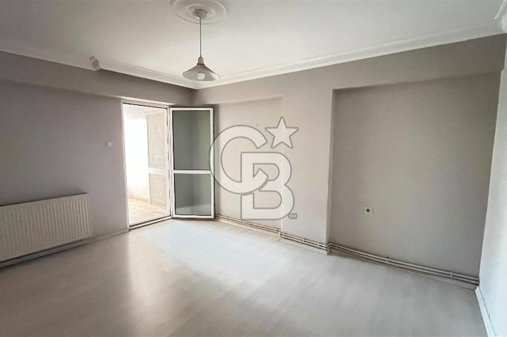 KARŞIYAKA GİRNE CADDESİNDE KİRALIK 3+1 DAİRE