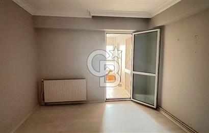 KARŞIYAKA GİRNE CADDESİNDE KİRALIK 3+1 DAİRE