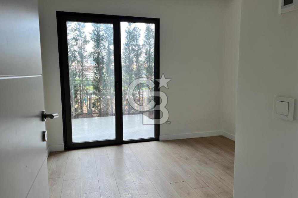 YENİ FİKİRTEPE'DE TERASLI ÇAMLICA MANZARALI 1+1 KİRALIK DAİRE