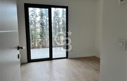 YENİ FİKİRTEPE'DE TERASLI ÇAMLICA MANZARALI 1+1 KİRALIK DAİRE