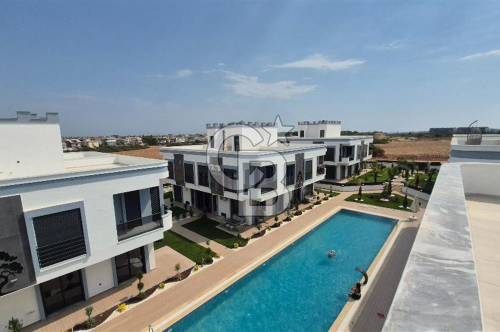 Lüks 2 havuzlu 3+1 Sıfır Villa