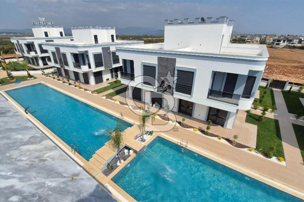 Lüks 2 havuzlu 3+1 Sıfır Villa