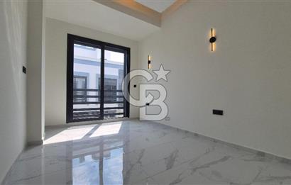 Lüks 2 havuzlu 3+1 Sıfır Villa