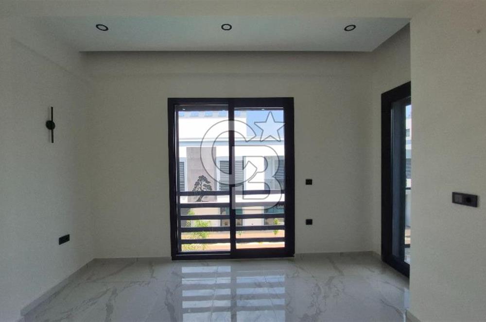 Lüks 2 havuzlu 3+1 Sıfır Villa