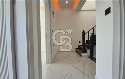 Lüks 2 havuzlu 3+1 Sıfır Villa