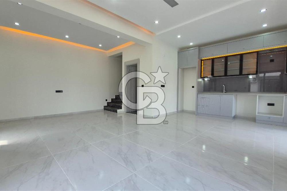 Lüks 2 havuzlu 3+1 Sıfır Villa