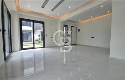 Lüks 2 havuzlu 3+1 Sıfır Villa