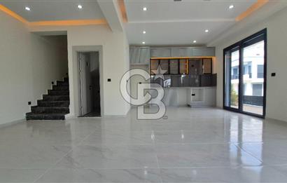 Lüks 2 havuzlu 3+1 Sıfır Villa