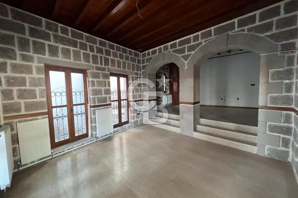 Altındağ Hamamönü Satılık 4+1 Konak - Yatırım Fırsatı