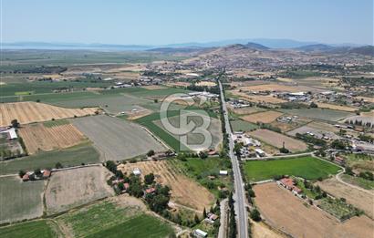 FOÇA-İZMİR KARAYOLU ÜZERİNDE SATILIK 15.503 M2 MÜSTAKİL TARLA